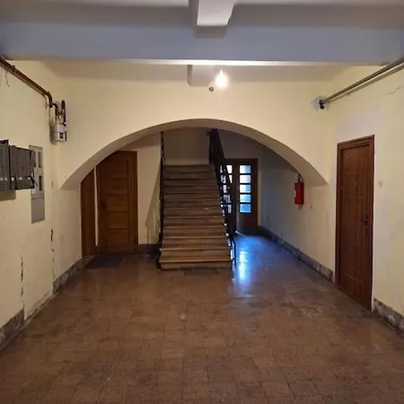 Apartament Kandlerova *